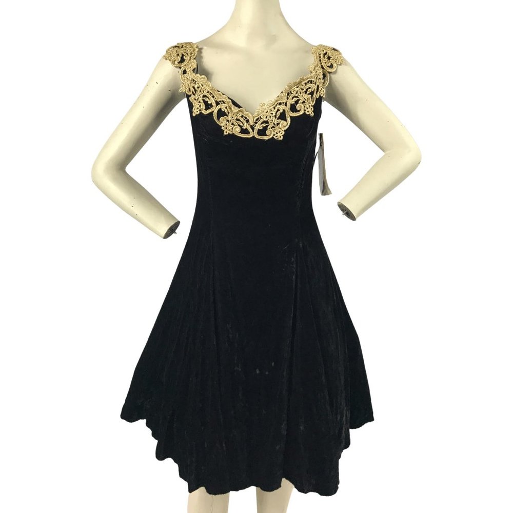 Jessica McClintock Gunne Sax Black Velvet Gold Detail Off Shoulder Dress